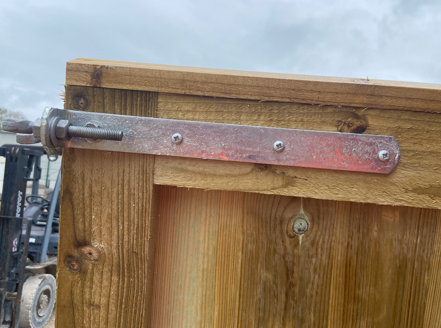 Jacksons Adjustable Gate Hinges – 400mm Cranked Hook & Band