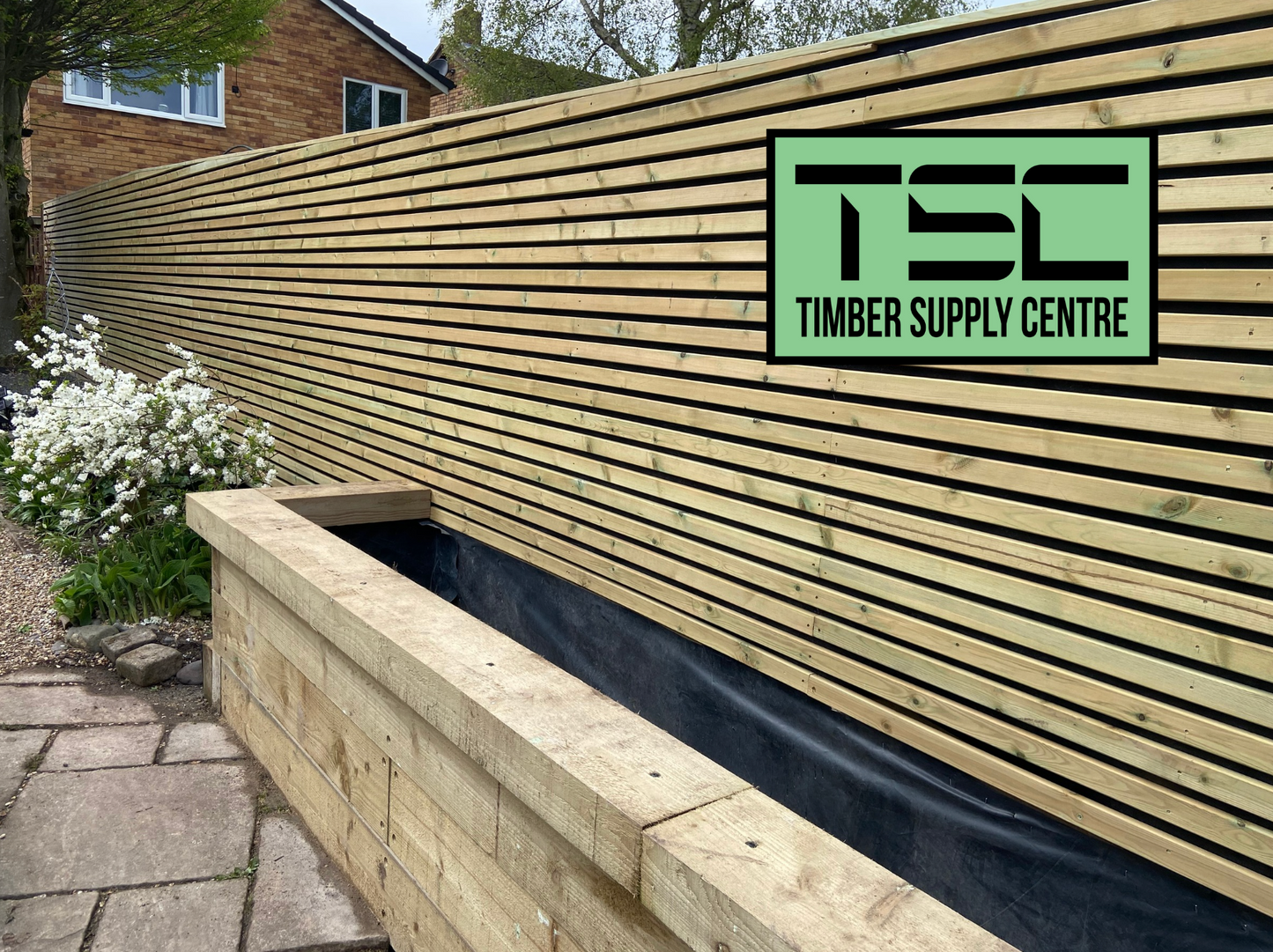 Tanalised Railway Sleeper – 2400 x 200 x 100mm (Green/Natural)