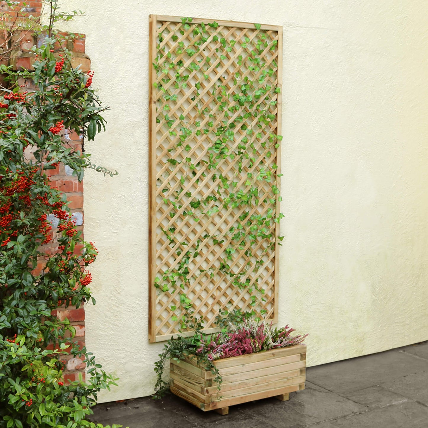 Hillside Diamond Trellis